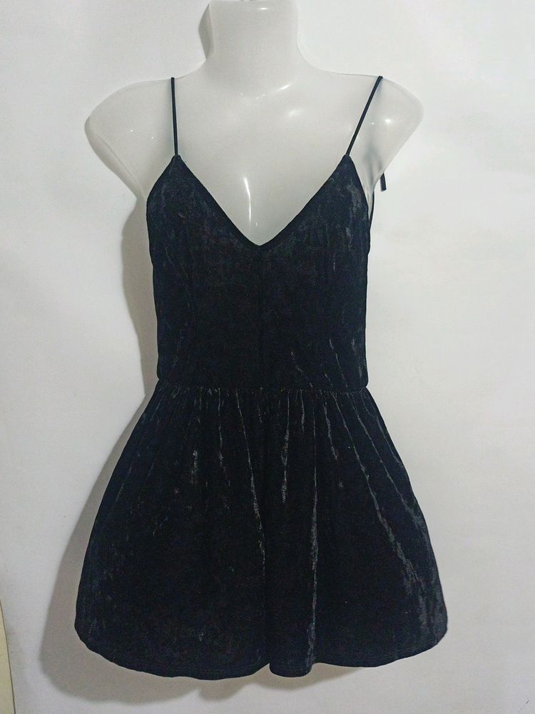 VERY SEXY VELVET PLAYSUIT