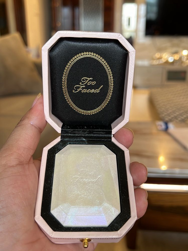 Luxury Highlighter