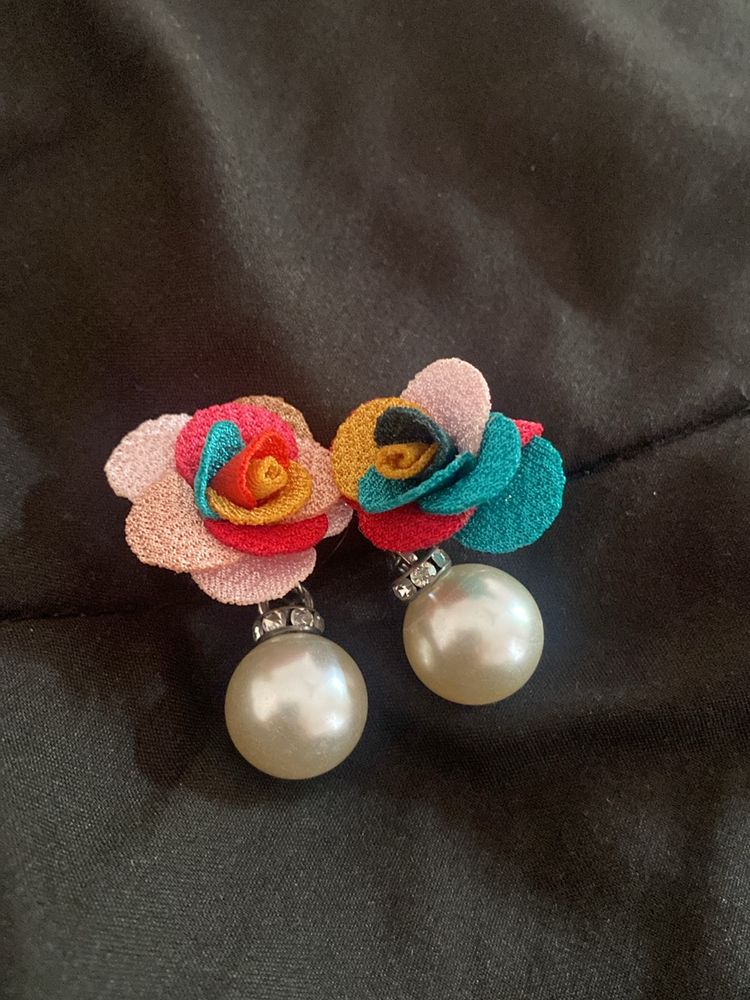 Classy Pearl Earrings