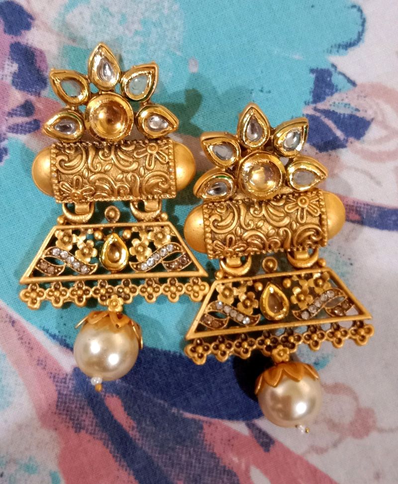 Earrings Set