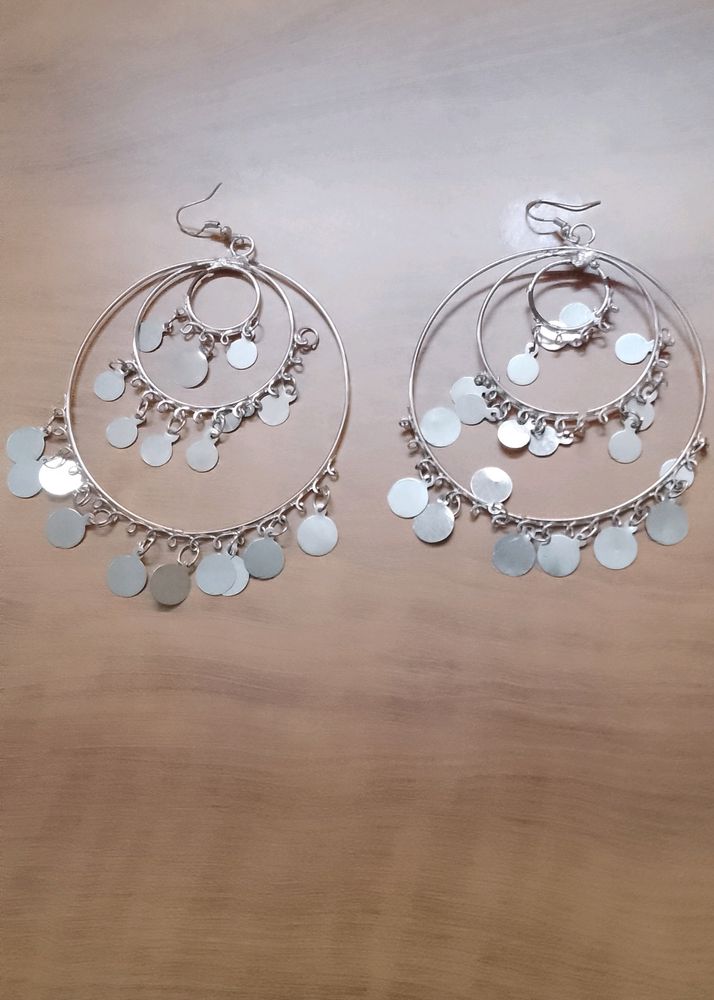 HANGING EARRINGS