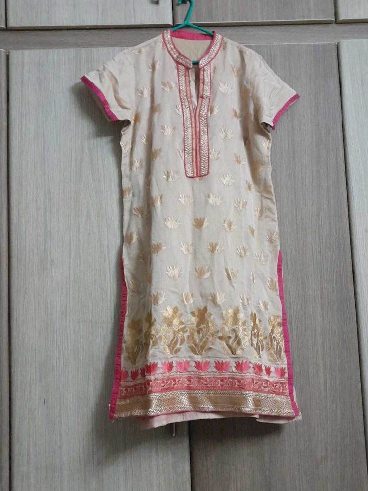 3 PC Customized Kurta Set With Brasso Duppata Bott