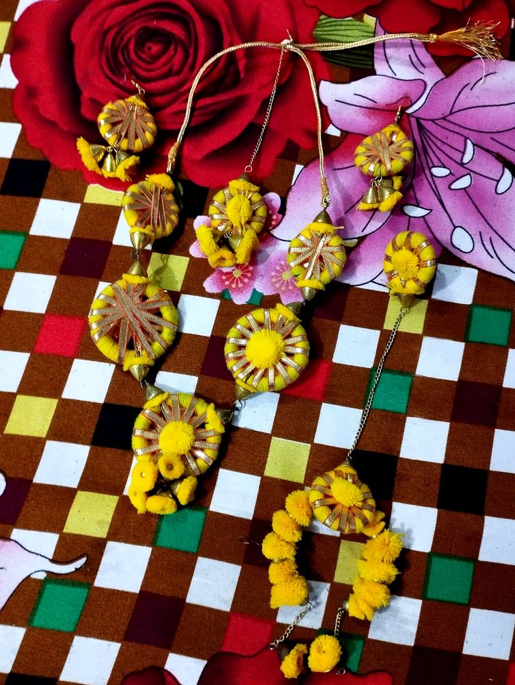 Women Haldi Jewellery Set