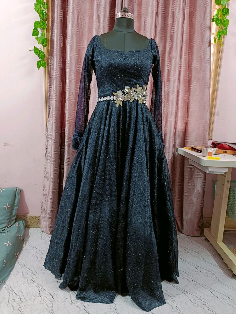 Full Of Flayer Navy Blue Gown