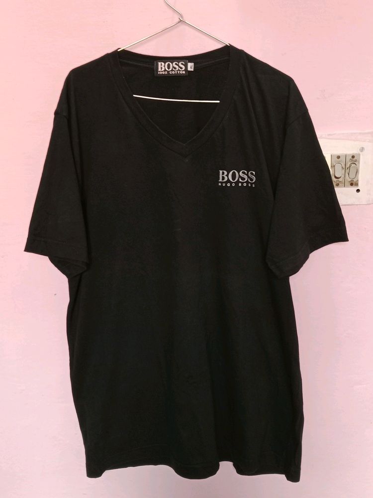 HUGO BOSS Men's Black Tshirt