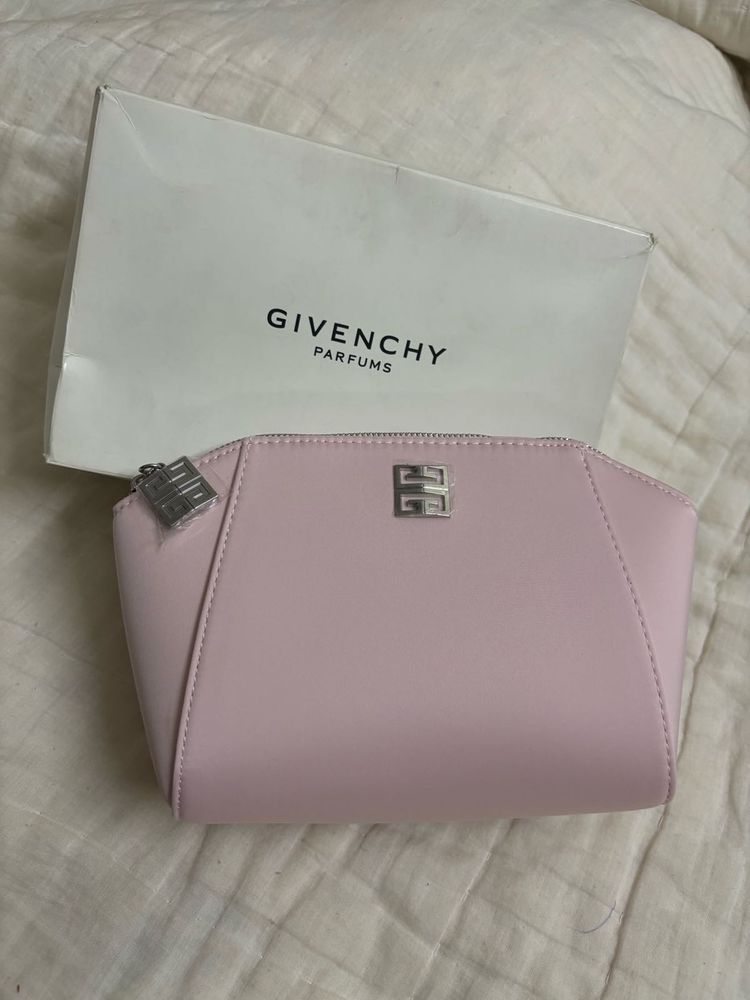 Givenchy Pouch