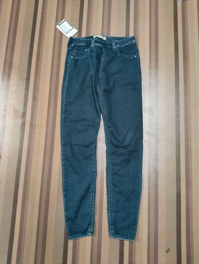 V-26 Size-26 Slim Fit Women Denim Jeans