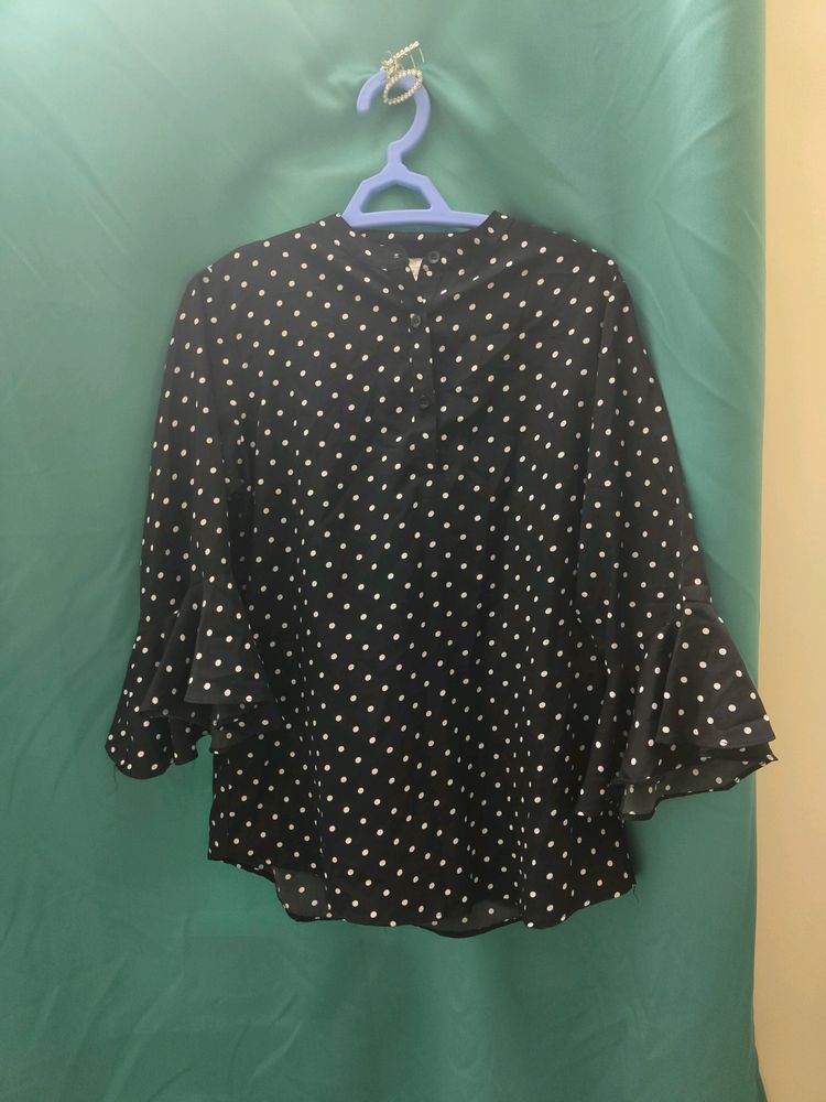 Cute Black Polka Dot Top