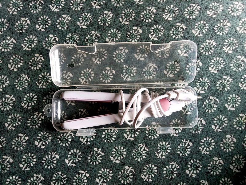 Cute Mini Pink  Hair Straightener