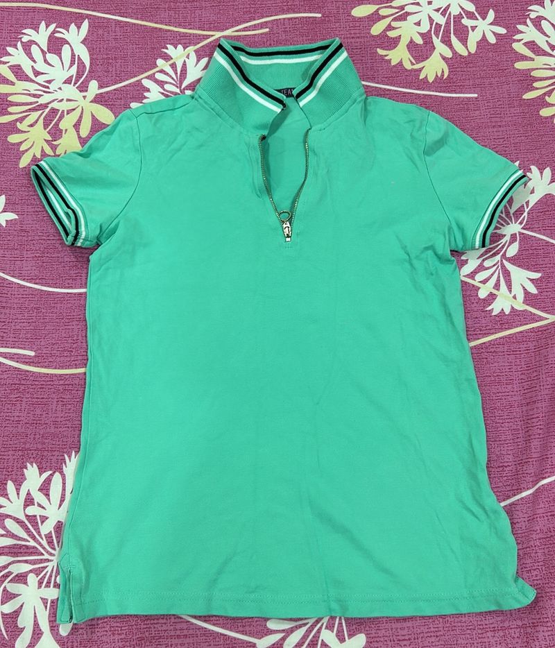 Cyan T-Shirt - Vibrant and Comfortable!