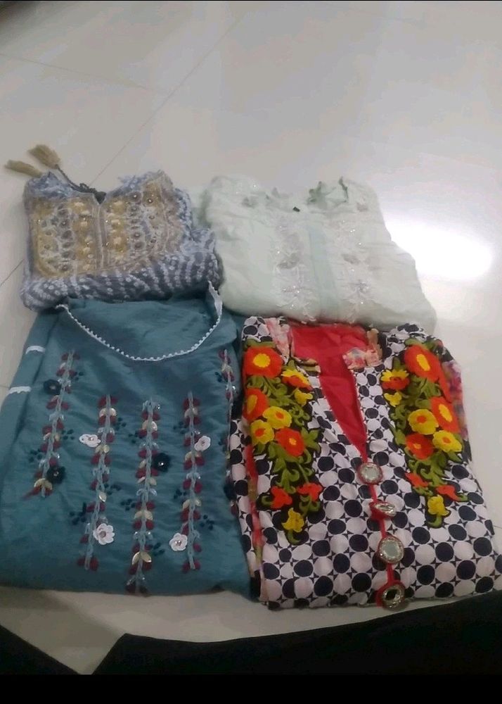 4 Kurtis Price Per Piece