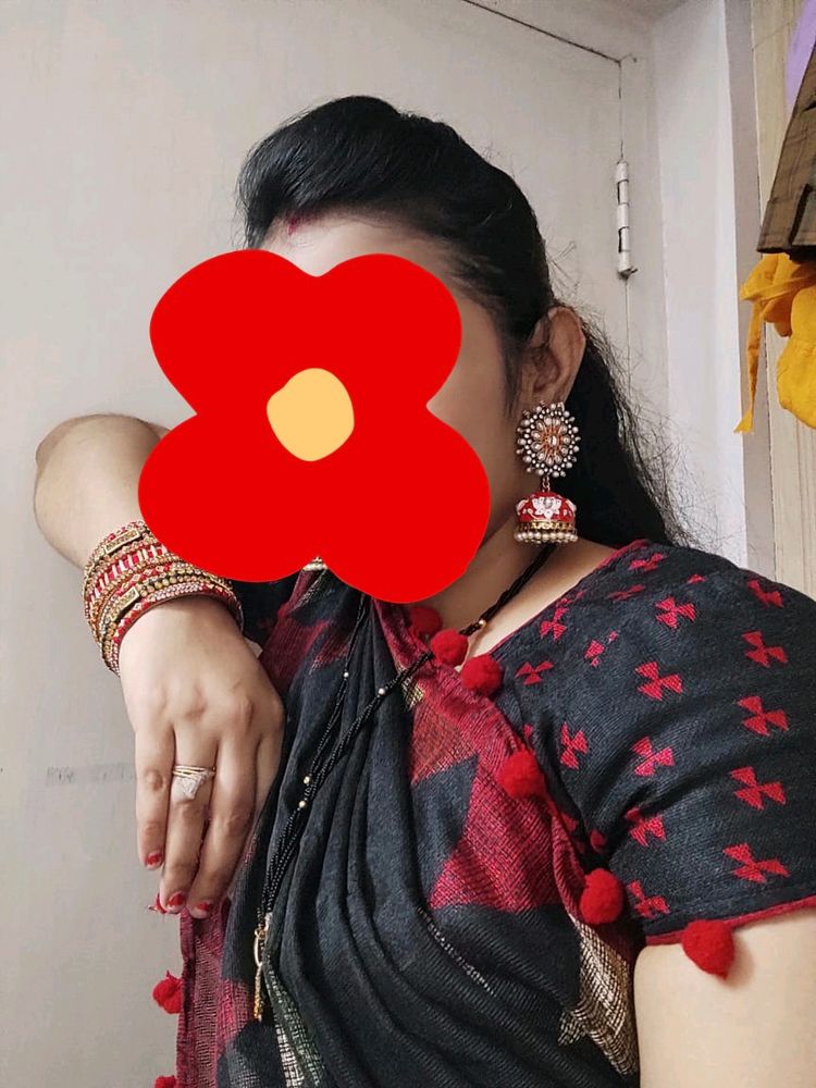 Black 🖤 And Red ♥️ Colour Saree