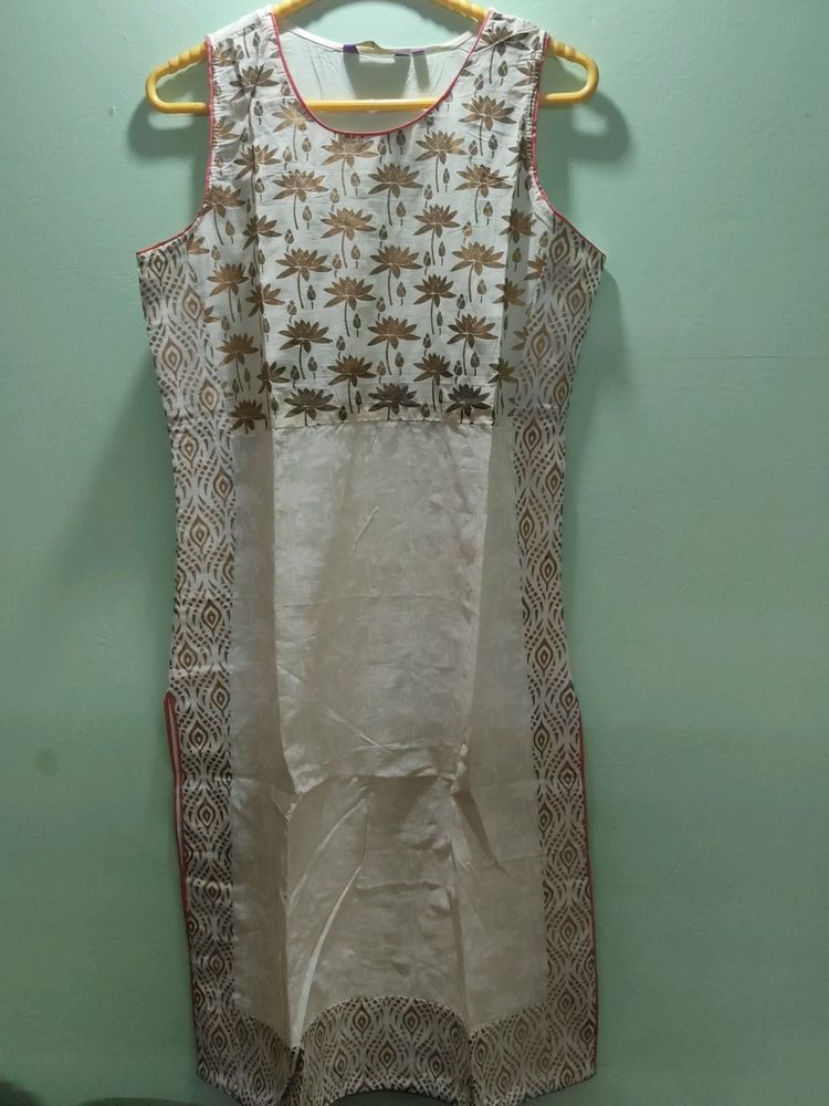 Sleeve Less Kurti