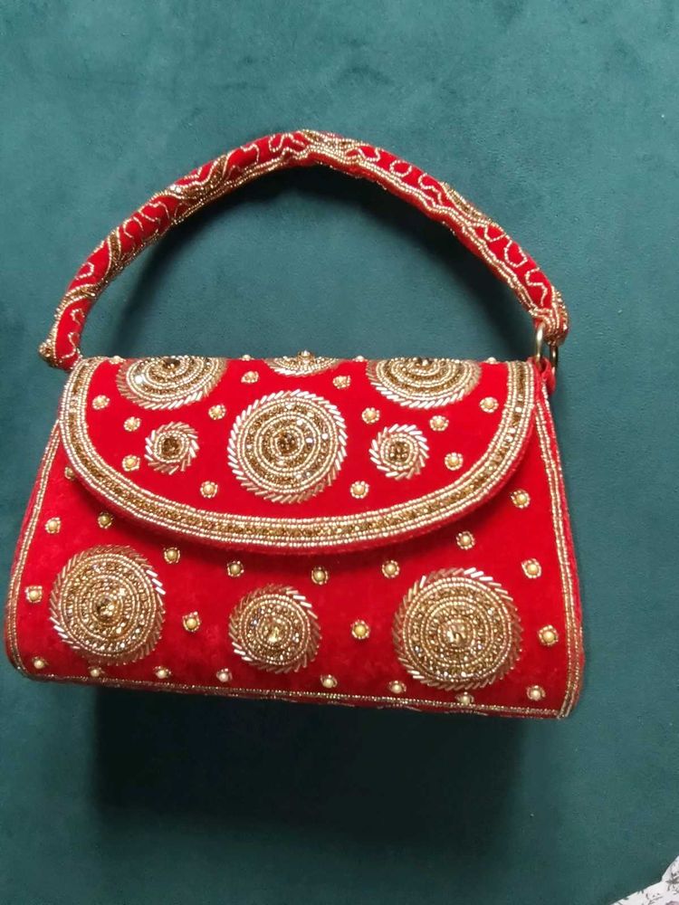 Red Ethnic Hand Bag 😍