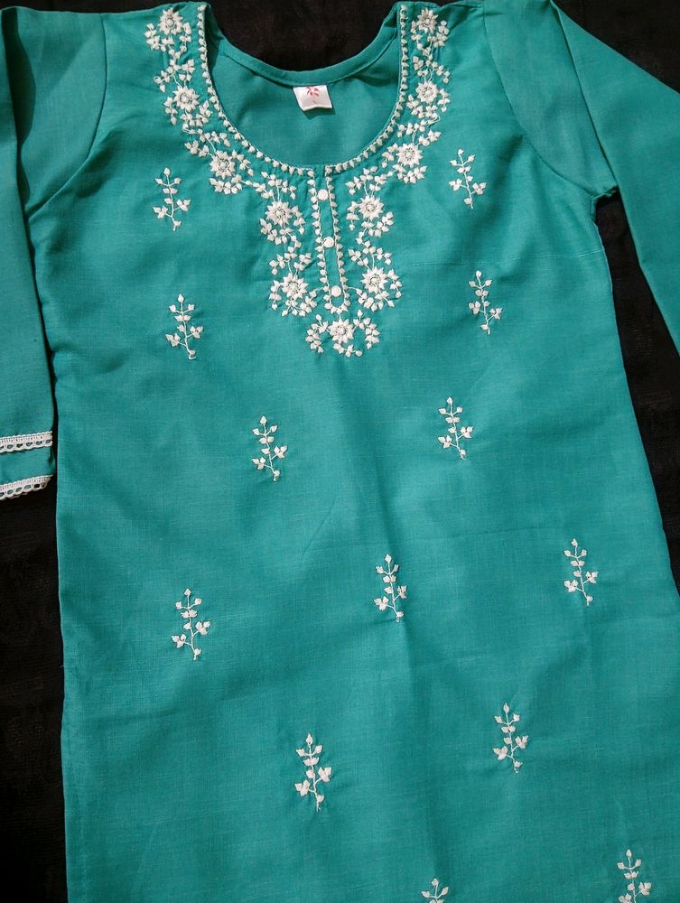 🌿New Embroidered 🍁Summer Season Kurti