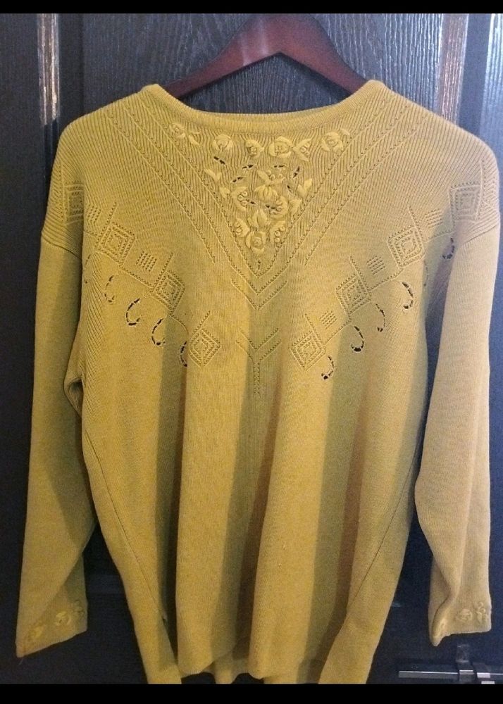 Mustard Pullover