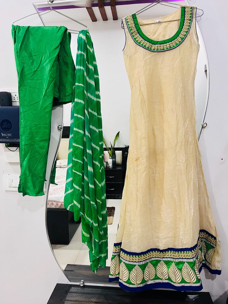 Beautiful Anarkali Suit With Dupatta & Choodidaar