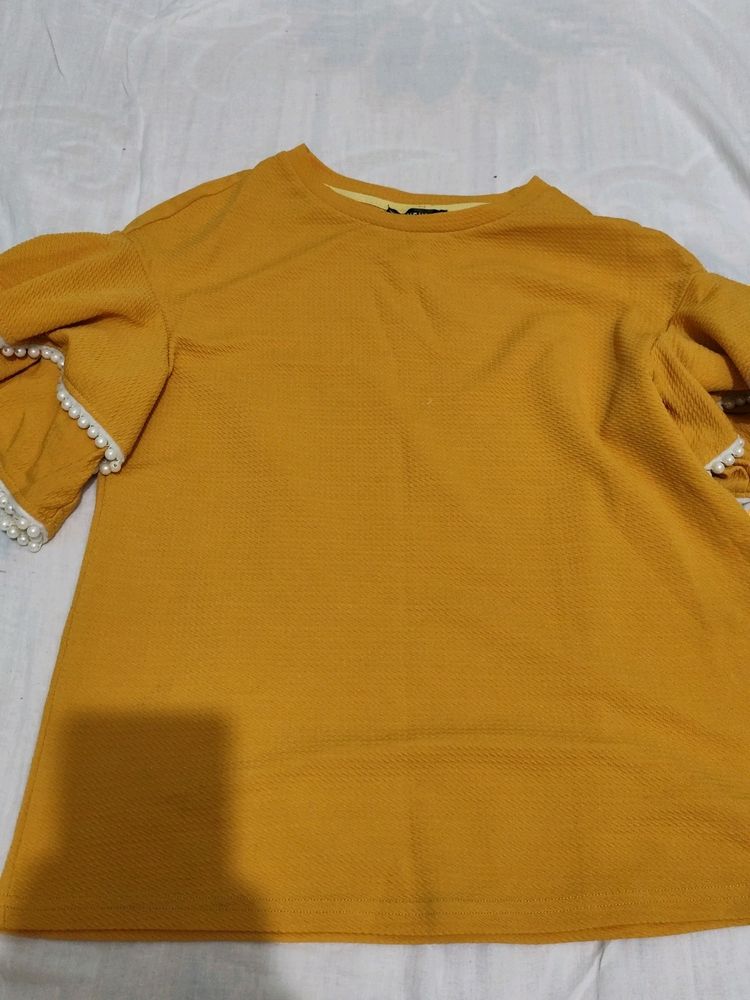 Yellow Free Sleevless With Beads Loose Top