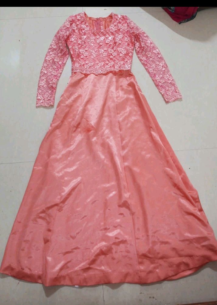 Stiched Gown Net