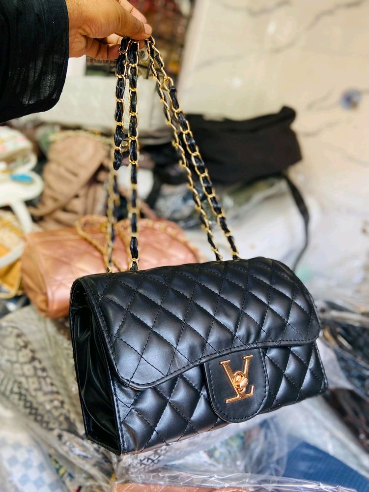 LV QUILTED PREMIUM QUALITY SLING BAG