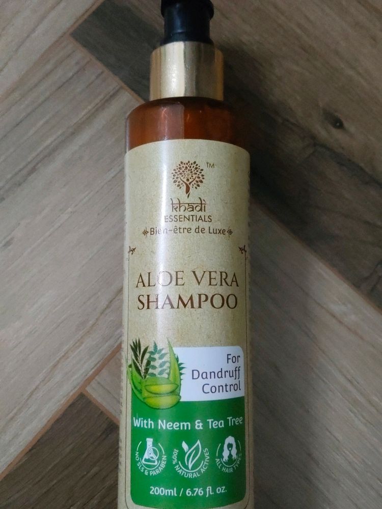 Aloe, Neem & Tea Tree Shampoo , 200ml