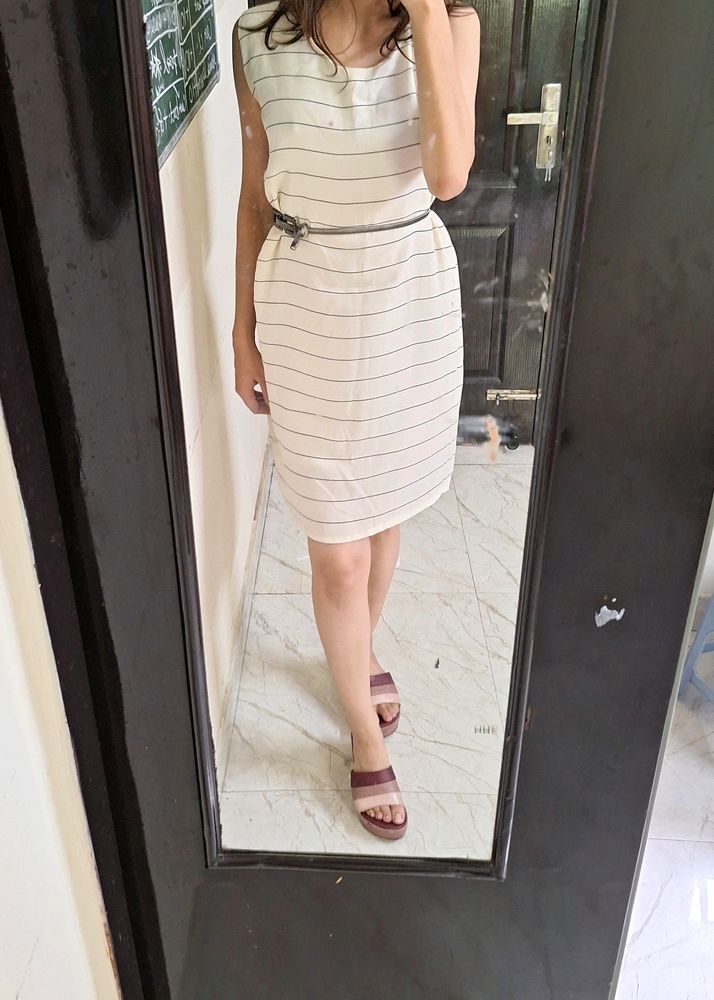 OFF WHITE SHIFT DRESS (without belt)