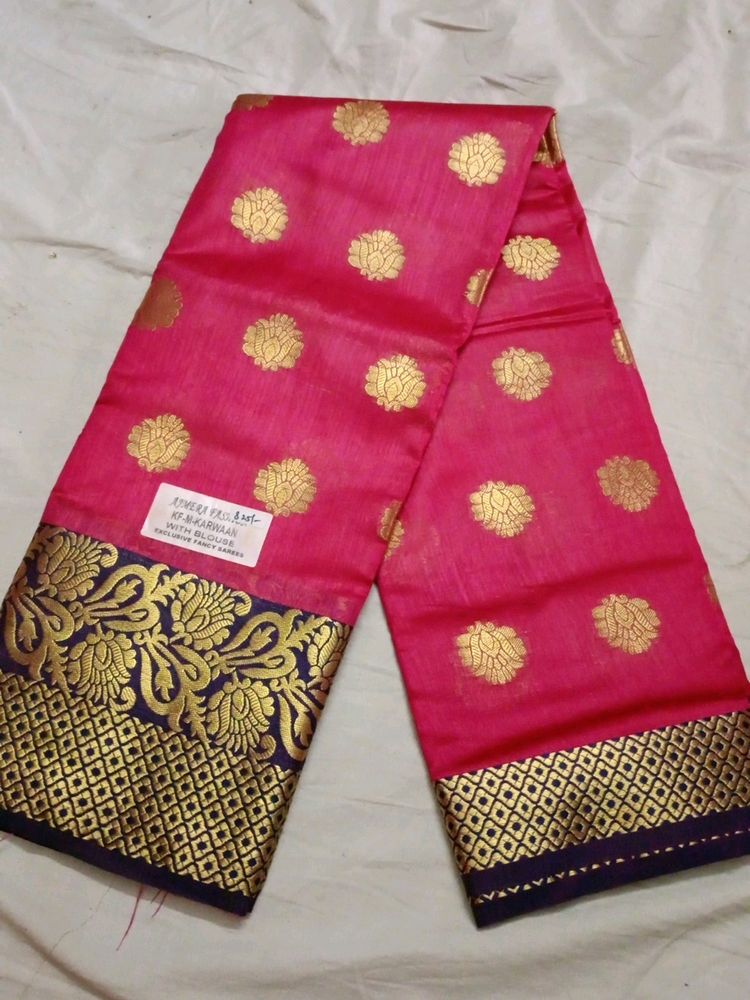 Banarasi Viving Saree