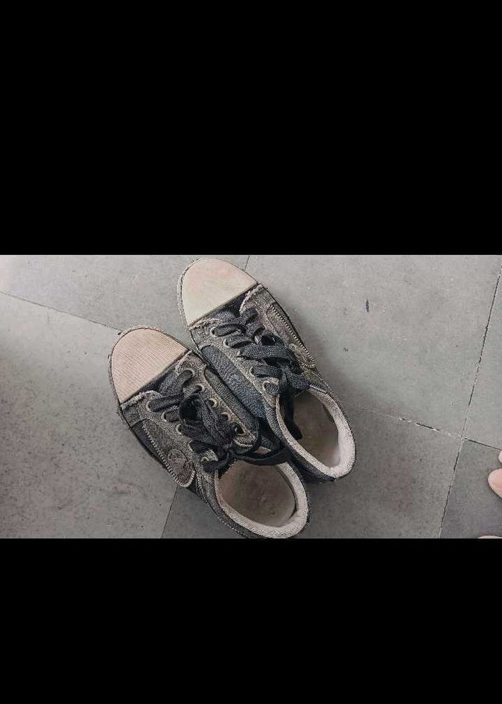 My Used Shoes