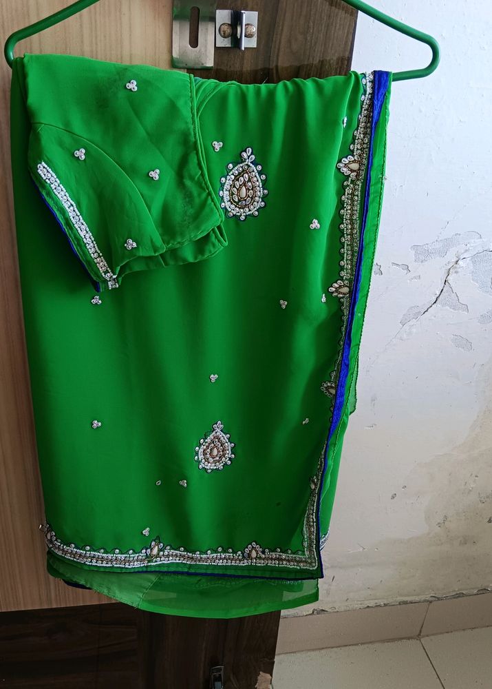 Saree With Blouse