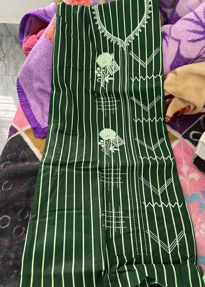 Only  220 Rs 🌸Green Cotton Unstiched Suit With Du