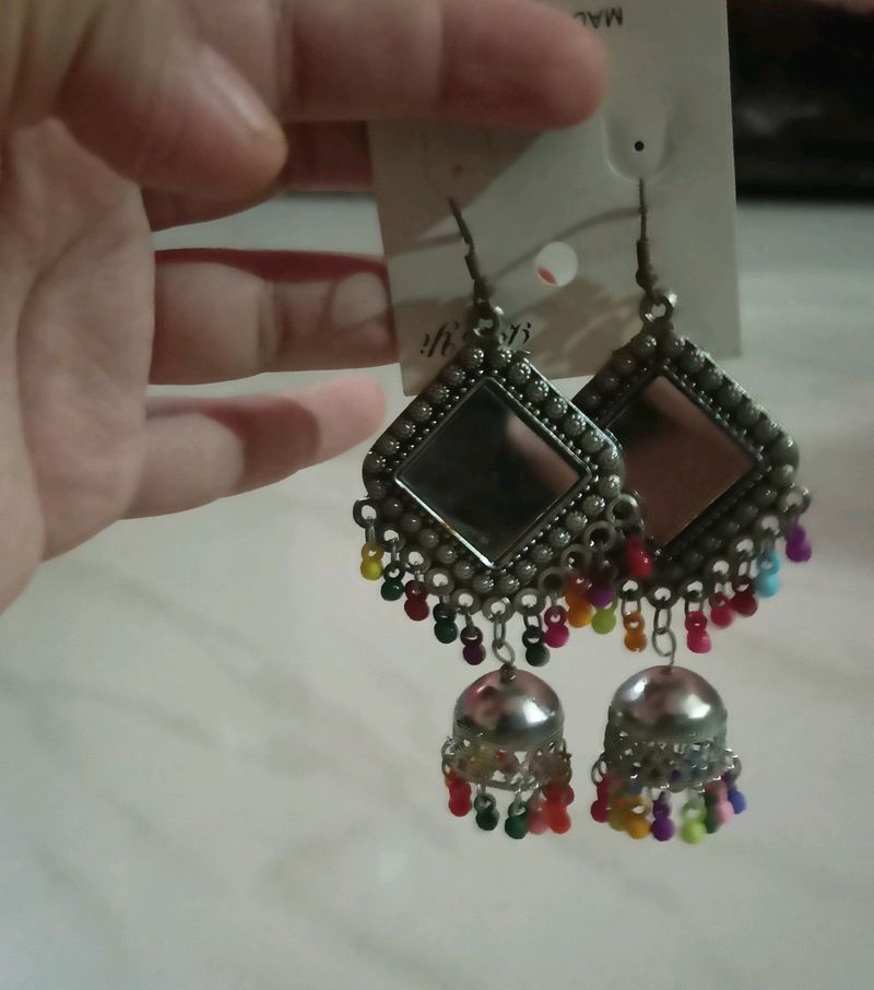 Pair Of Earring And Bracelet