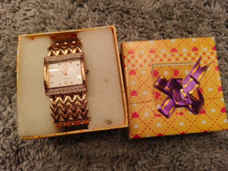 Golden Party Wear Watch