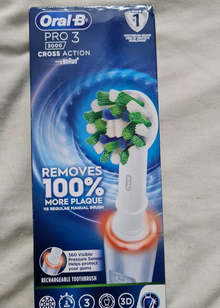 Oral B Pro 3 Model Electric Toothbrush