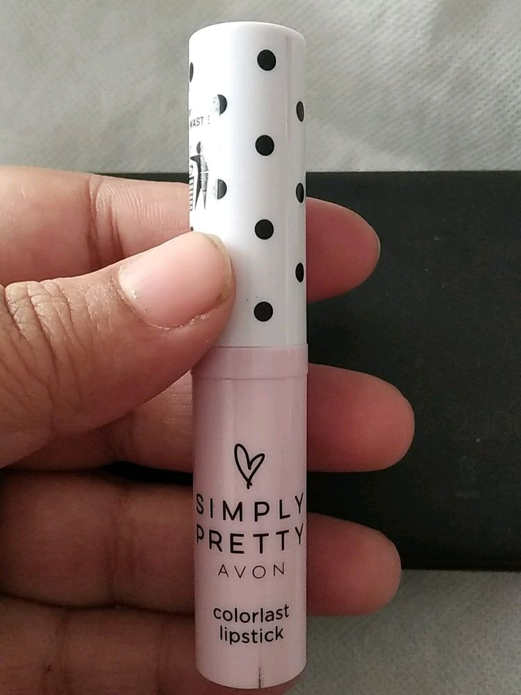 Avon Simply Pretty Color Last Lipstick - Code - Sweet Strawberry