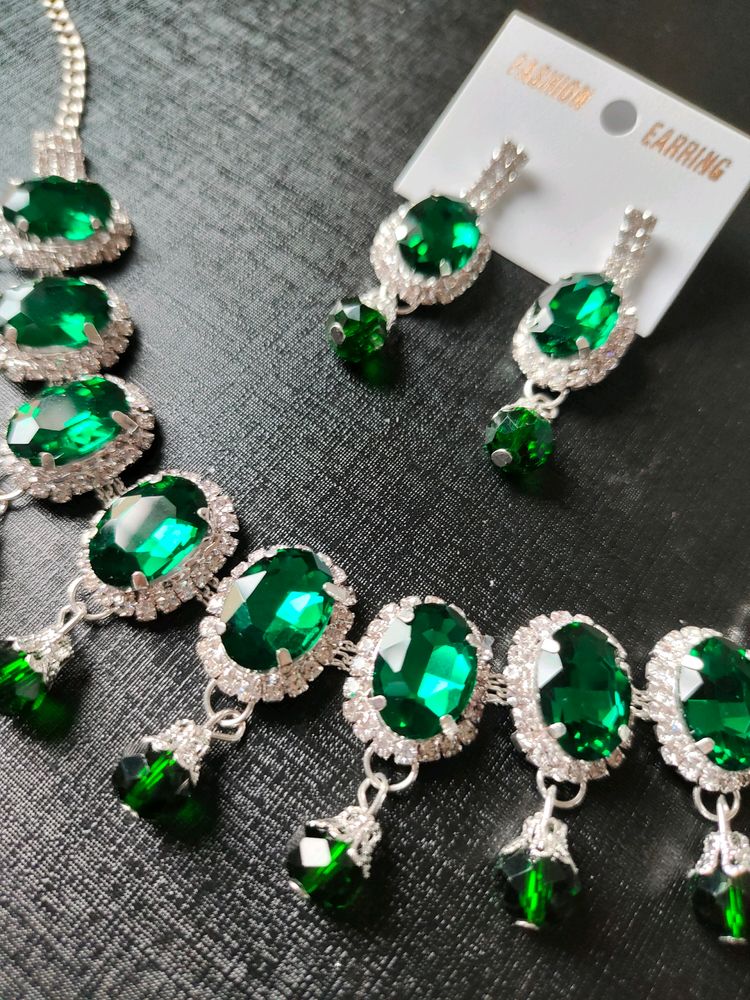 Emerald Crystal Necklace With Earings