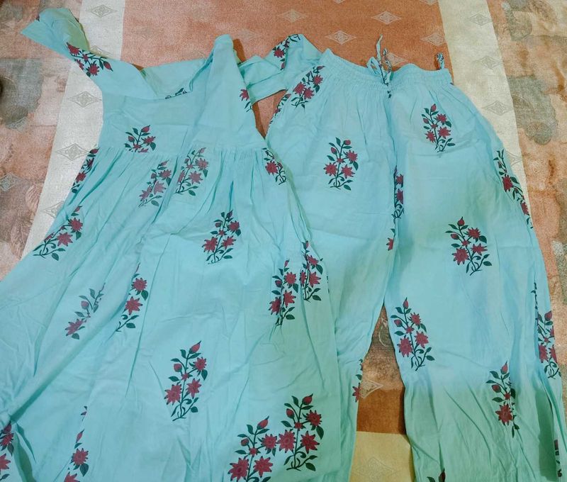 Kurti Set