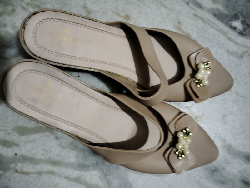 Sandal 1 Pice 150 Only