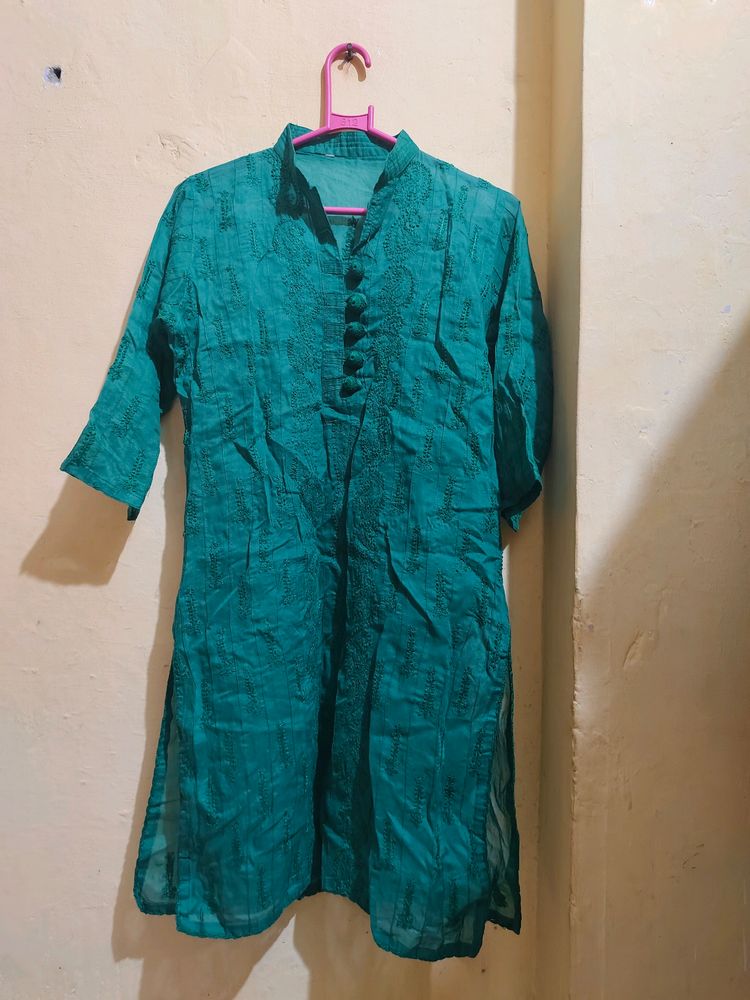 Green Kurti