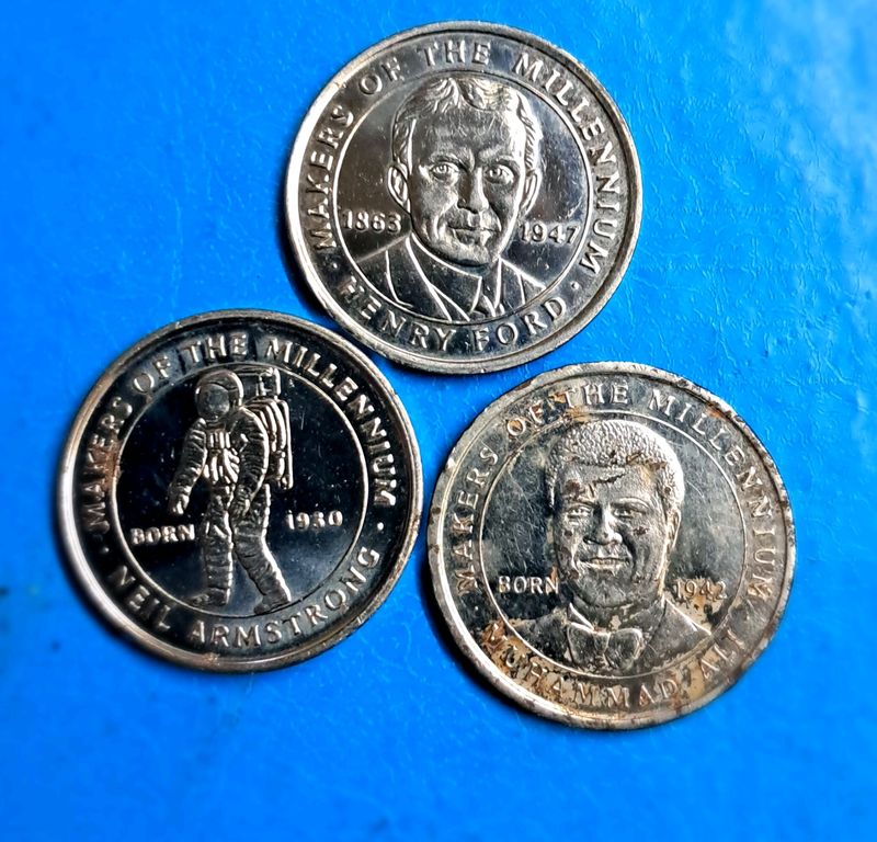 'Makers of the Millennium' Medal Collectible