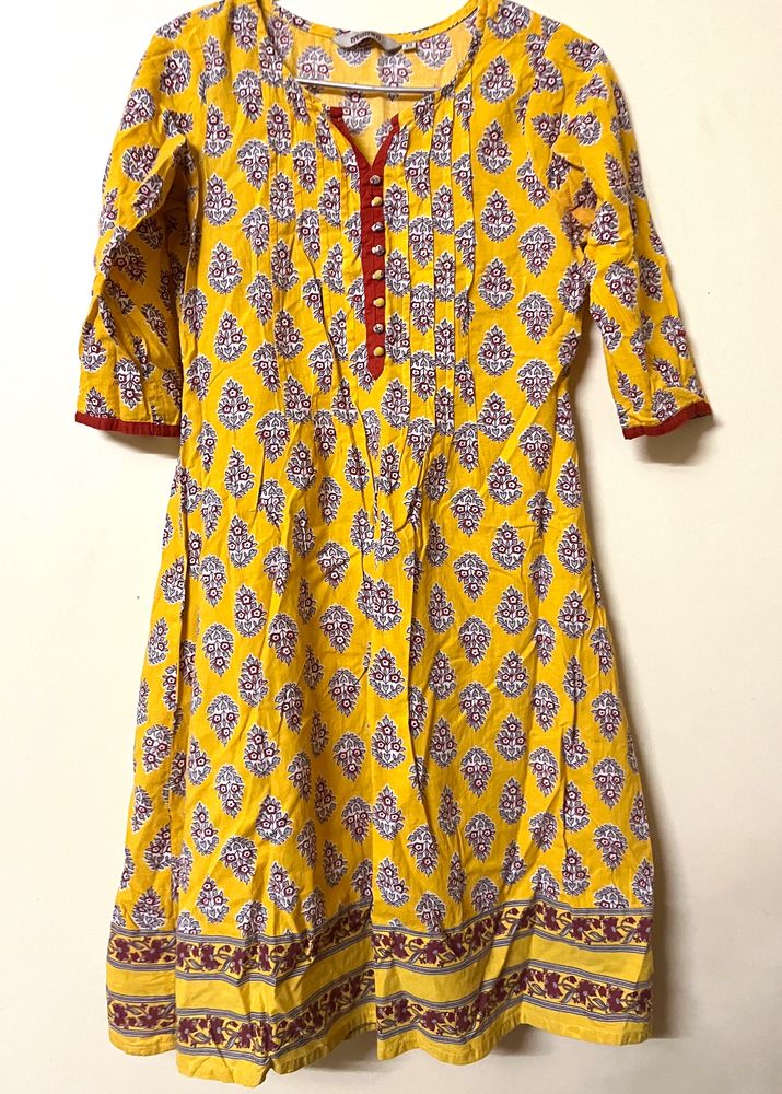 Yellow Printed flowy Kurta