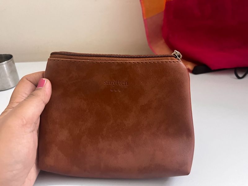 Tan brown colour purse