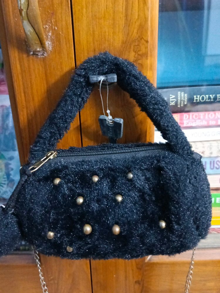 Ladies Sling Bag