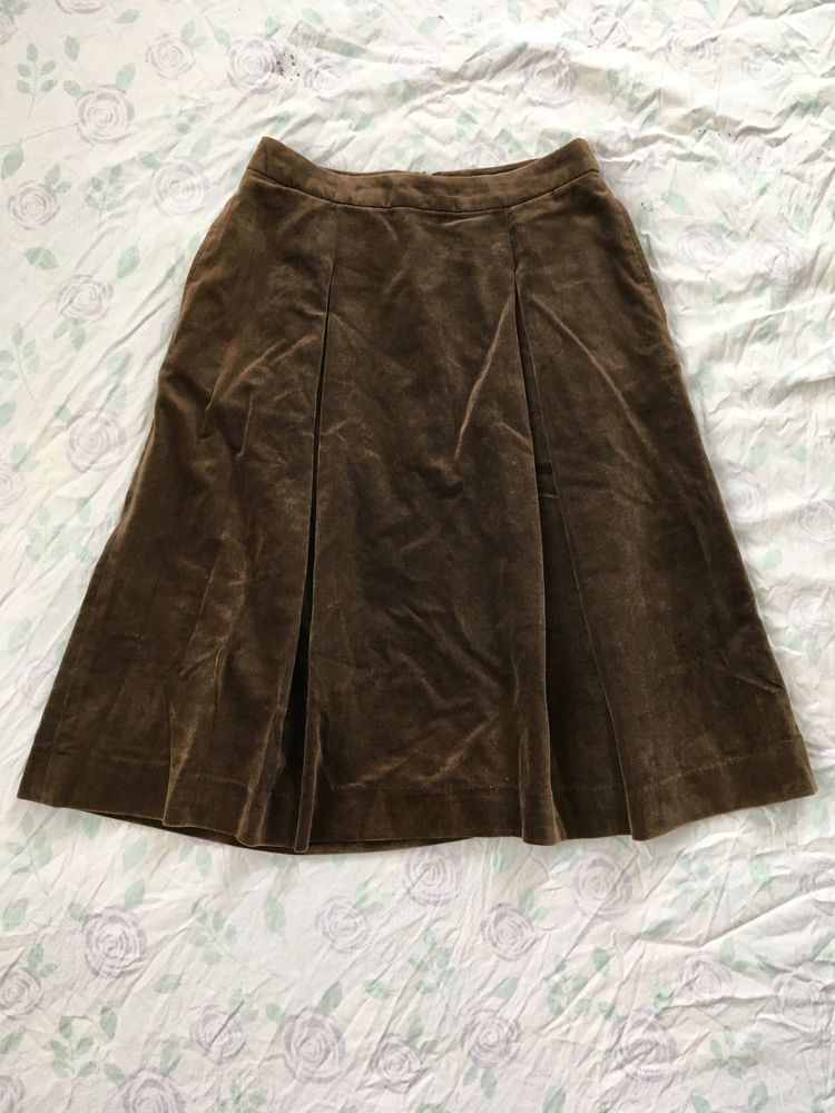 High Waist Pleated Velvet Skirt