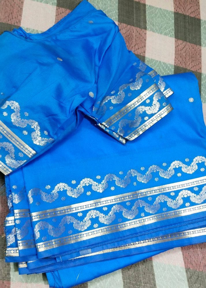 Beautiful Silk Saree With Blouse 💙