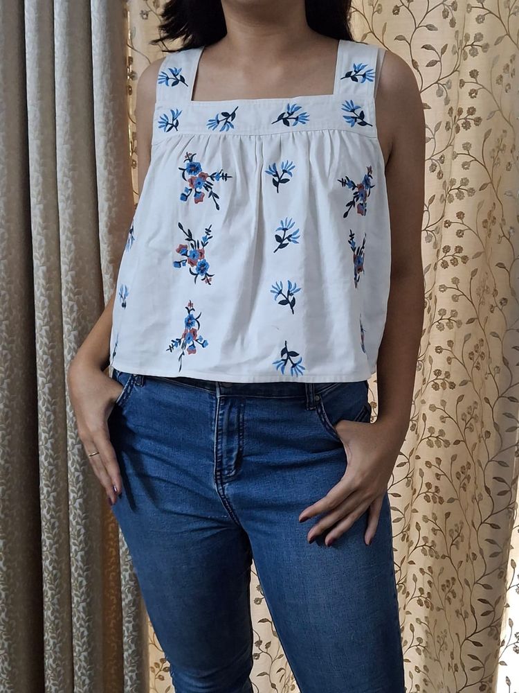 ONLY Embroidery Top