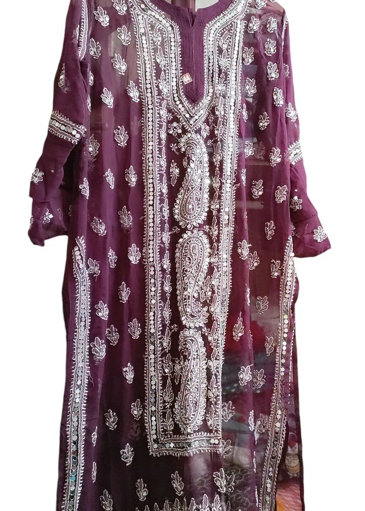 New Mirror Lucknowi Kurti