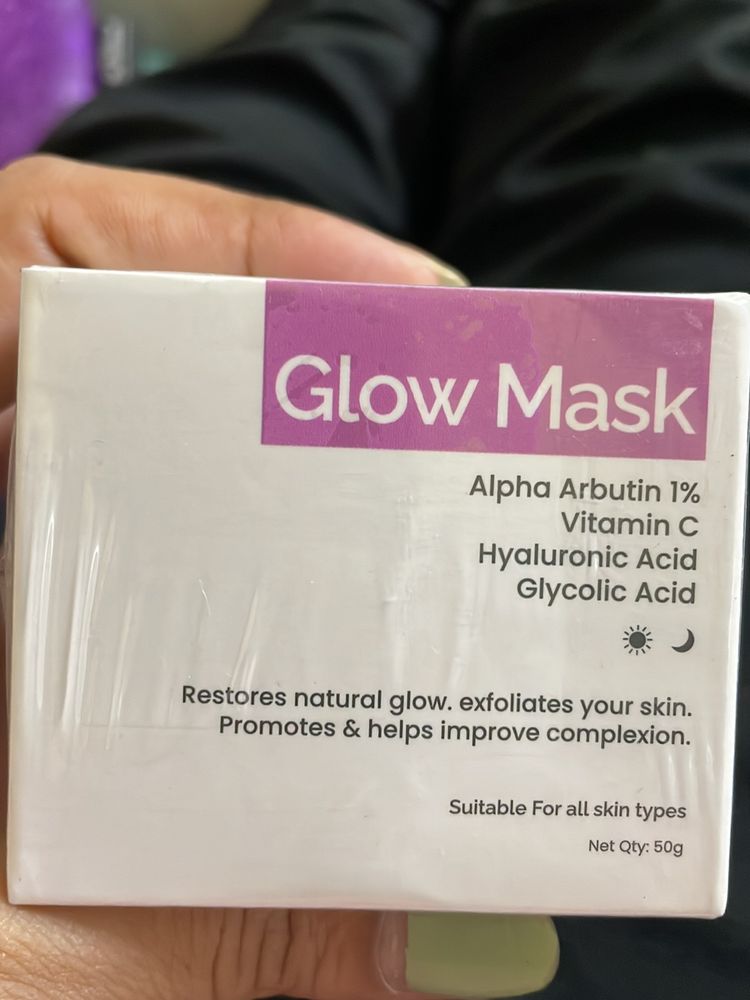 Dr Geetika Glow Mask