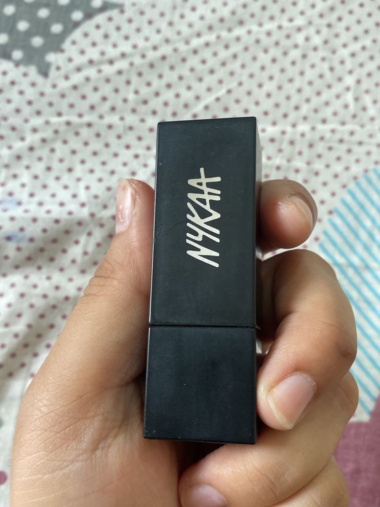 Nykaa Hot Shot Expresso Lipstick