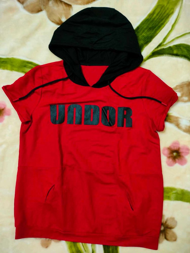 Hoodie For Girls Of Trendy Look