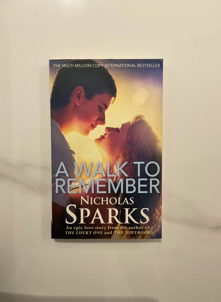A Walk To Remember Novel By Nicholas Sparks